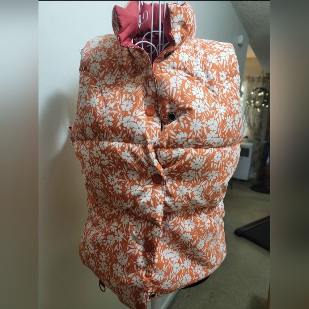Womans Reversible Jacket - Picture 7 of 9